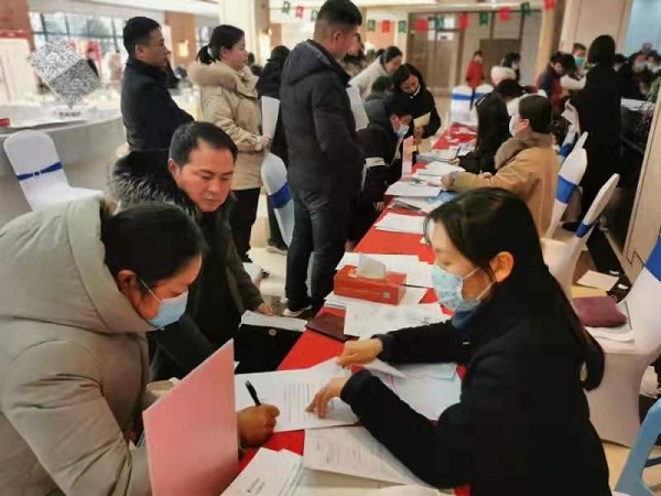 定遠(yuǎn)項(xiàng)目六號(hào)地徽鹽·曲陽名邸如期交房