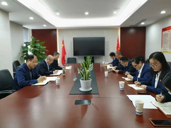 王晟督導(dǎo)徽鹽地產(chǎn)集團(tuán)機關(guān)第一黨支部組織生活會